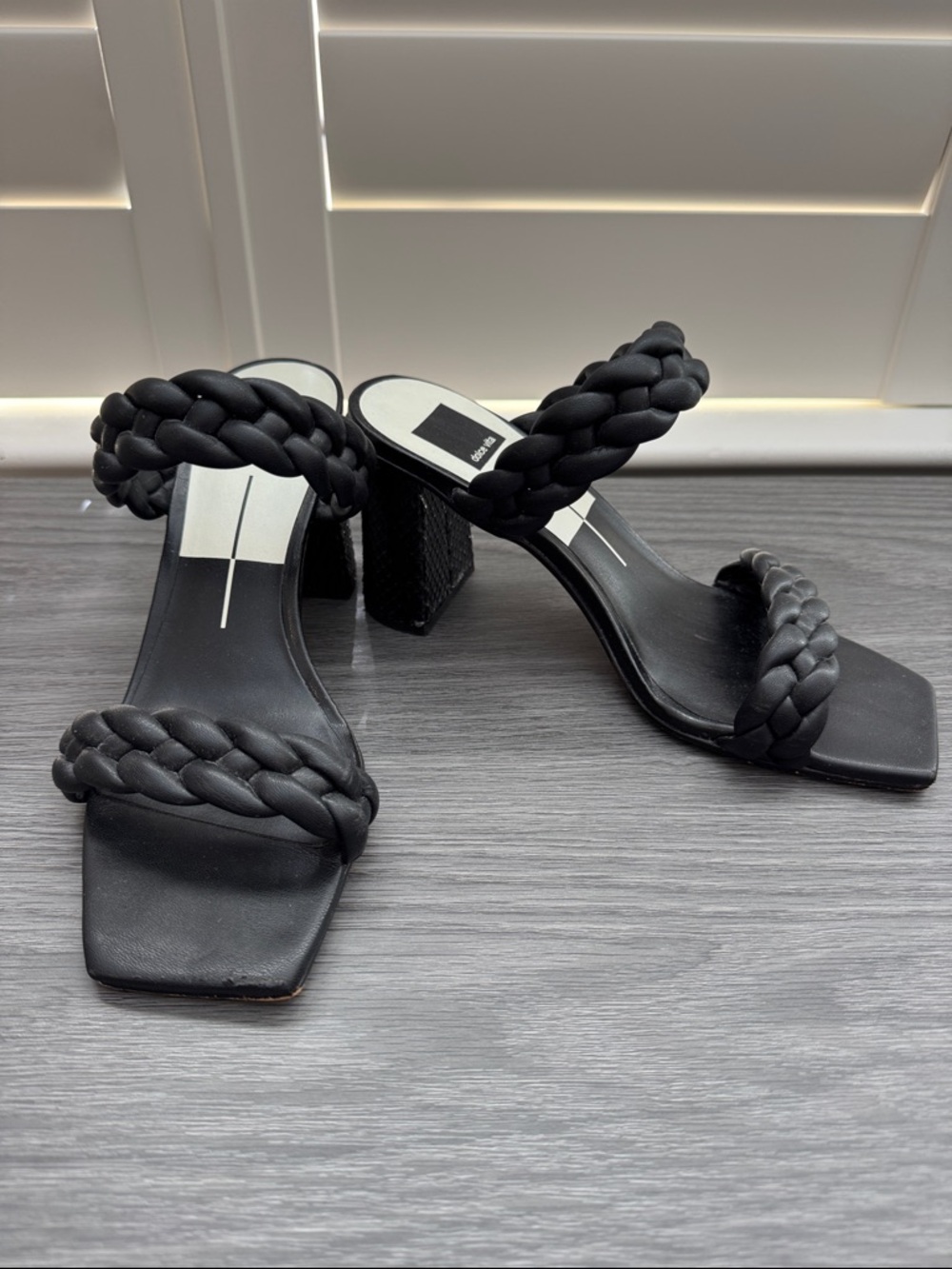 Dolce Vita size 8.5 Braided Strap Black Women's Block Heel Sandals
